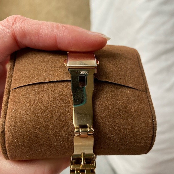 Michael Kors ladies watch - Picture 7 of 11